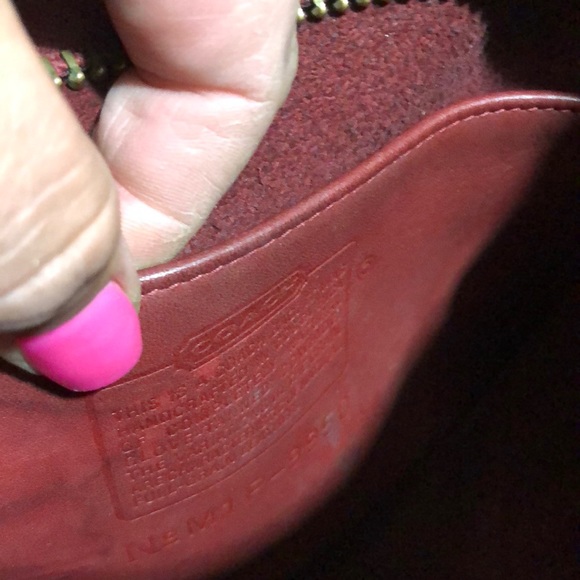Beautiful ,Vintage Red Leather Coach Crossbody - Picture 6 of 8